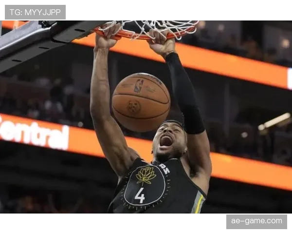 格纳布里状态回暖表现稳健,助球队豪取连胜 格纳布里状态回暖表现稳健,助球队豪取连胜