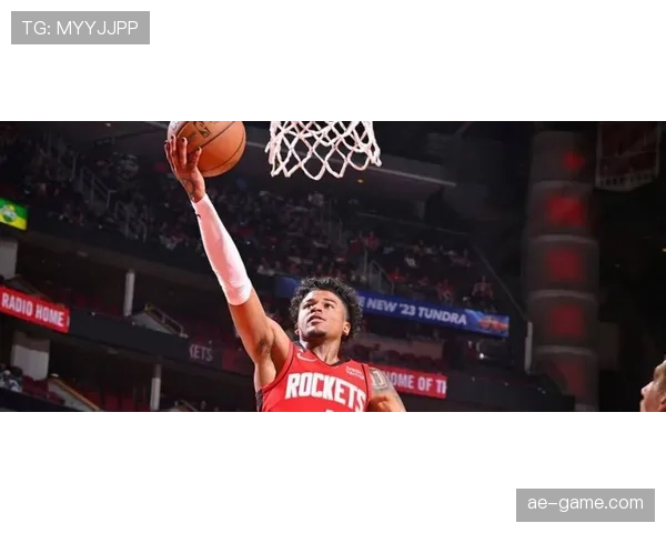 杰伦·格林突破创造投篮机会显著提升火箭队关键时刻得分效率