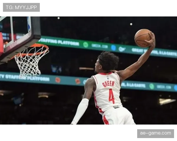 杰伦·格林突破得分效率提升显著 拉开球队外线火力差距